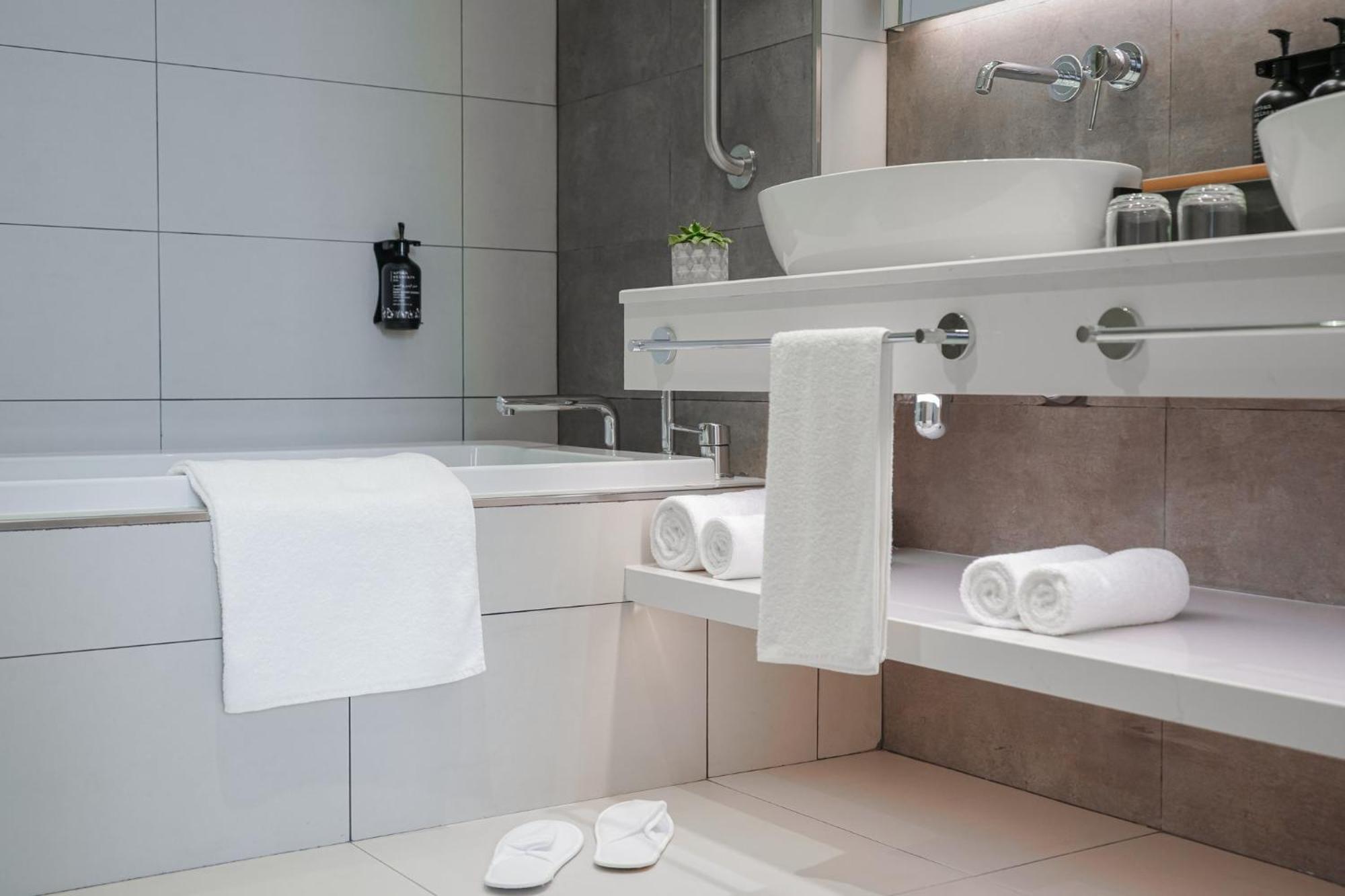 Holiday Inn Dubai Business Bay By Ihg 외부 사진